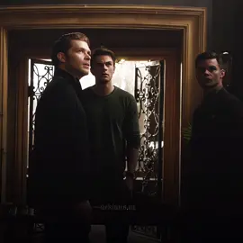 The mikaelsons #klausmikaelson #klausmikaelsonedit #josephmorgan #elijahmikaelson #elijahmikaelsonedit #danielgillies #kolmikaelson #theoriginals #tvdu #tvd #thevampirediaries #aftereffects #edit #viral #foryoupage #foryou #fyp 