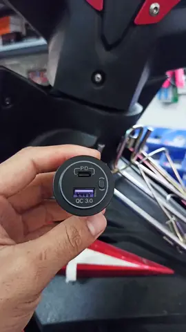 Winner v1 độ sạc nhanh QC 3.0 #sac #winner #qc3 
