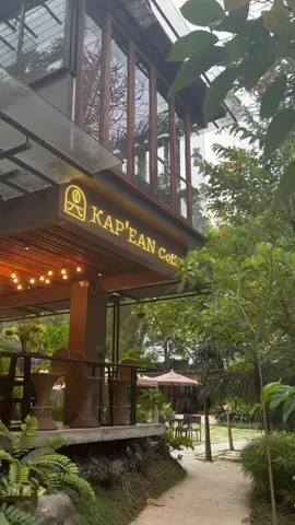Be closer to nature while sipping your favorite coffee. Check out this coffee shop known as Kap’ean Cafe, one of Alfonso, Cavite’s hidden gem. 🤍#relaxingview #naturetrip #beautifulplace #traveltiktok #minivlog #tiktoktravelvideos #restaurantrecomm #cafeinsouth #tarasasouth #whereinsouth #tagasouthkaba #alfonsocavite #cavite