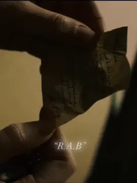 Who’s R.A.B? #marauders #regulusblack #timotheechalamet #rab #edit #hermionegranger #fypシ #fypシ゚viral #blackfamily #siriusblack #pandora #andiamoneiperte #assolutamenteperte #foryou #viral #runningupthathill #silente #harrypotter 