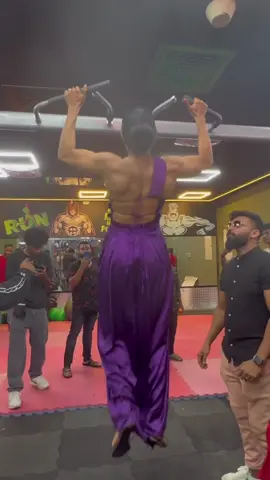 𝗪𝗶𝘁𝗵 𝘁𝗵𝗲 𝗳𝗶𝘁𝗻𝗲𝘀𝘀 𝗳𝗿𝗲𝗮𝗸 𝗔𝗮𝗿𝘁𝗶 𝗸𝗿𝗶𝘀𝗵𝗻𝗮 𝗮𝗸𝗮 @__𝗯𝗹𝗮𝗰𝗸_𝘄𝗶𝗱𝗼𝘄____   𝗔𝗮𝗿𝘁𝗶’𝘀 𝗳𝗶𝘁𝗻𝗲𝘀𝘀 𝘃𝗶𝗱𝗲𝗼, 𝘄𝗵𝗶𝗰𝗵 𝗵𝗮𝘀 𝘄𝗼𝗻 𝗠𝗶𝘀𝘀 𝗣𝗮𝘁𝗵𝗮𝗻𝗮𝗺𝘁𝗵𝗶𝘁𝘁𝗮 𝗮𝗻𝗱 𝗠𝗶𝘀𝘀 𝗞𝗲𝗿𝗮𝗹𝗮 𝗳𝗶𝘁𝗻𝗲𝘀𝘀 𝘁𝗶𝘁𝗹𝗲𝘀, 𝗵𝗮𝘀 𝗺𝗮𝗻𝘆 𝗳𝗮𝗻𝘀. 𝗧𝗵𝗲 𝘃𝗶𝗱𝗲𝗼 𝗼𝗳 𝗔𝗮𝗿𝘁𝗶 𝘀𝗮𝘆𝗶𝗻𝗴 𝘁𝗵𝗮𝘁 𝘀𝗶𝗻𝗰𝗲 𝘀𝗵𝗲 𝗶𝘀 𝗻𝗼𝘁 𝘂𝘀𝗲𝗱 𝘁𝗼 𝘁𝗮𝗹𝗸𝗶𝗻𝗴, 𝘀𝗵𝗲 𝗰𝗮𝗻 𝘀𝗵𝗼𝘄 𝘁𝘄𝗼 𝗽𝗼𝘀𝗲𝘀 𝗶𝗻𝘀𝘁𝗲𝗮𝗱 𝘄𝗮𝘀 𝗮 𝗯𝗶𝗴 𝗵𝗶𝘁 𝗼𝗻 𝘀𝗼𝗰𝗶𝗮𝗹 𝗺𝗲𝗱𝗶𝗮. 𝗔𝗮𝗿𝘁𝗶 𝘄𝗮𝘀 𝗮𝗹𝘀𝗼 𝗮 𝗽𝗮𝗿𝘁 𝗼𝗳 𝗧𝗩 𝘀𝗵𝗼𝘄𝘀 𝗿𝗲𝗰𝗲𝗻𝘁𝗹𝘆. 𝗚𝗹𝗮𝗱 𝘁𝗼 𝗯𝗲 𝗮 𝗽𝗮𝗿𝘁 𝗼𝗳  𝗮𝗹 𝗝𝗲𝗻𝗼𝘂𝗯 𝗶𝗻𝗮𝘂𝗴𝗿𝗮𝘁𝗶𝗼𝗻 𝗮𝗻𝗱 𝗔𝗻𝗻𝗶𝘃𝗲𝗿𝘀𝗮𝗿𝘆 𝗳𝘂𝗻𝗰𝘁𝗶𝗼𝗻 #tiktok#fitnessfreak #aartikrishna #alsahagym #jenoubladiesfitness #sharjahgym #sharjah #dubai #uae