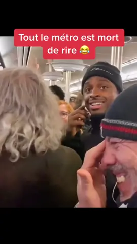 Boris Becker crée un fou rire dans le metro #borisbecker #metro #metroparisien #fourire #humour #prank #fourirereplay 