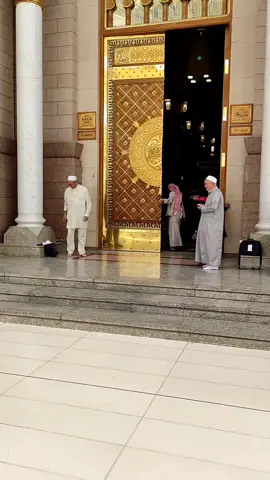 #naat #viralvideo #viral #naatsharif #islamicvideo #naatstatus #foryou #whatsappstatus #CapCut #LaysEverywhere 