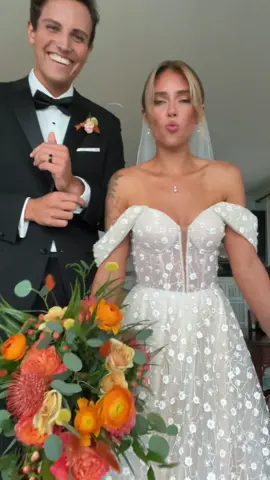 Okay LAST WEDDING POST I SWEAR!!!! (Until tomorrow) hahahahah ugh. It really was the best weekend ever #weddingday #justmarried 