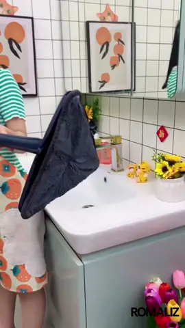 Esfregao Mop Triangular 360°, o melhor Mop de linpeza emcontrato no Mercado livre. #moptriangular360 #moptriangular #achadosshopee #achadosmercadolivre #flypシ #ProdutosDeCasa #DicasDeUtilidades #DecoraçãoParaCasa 
