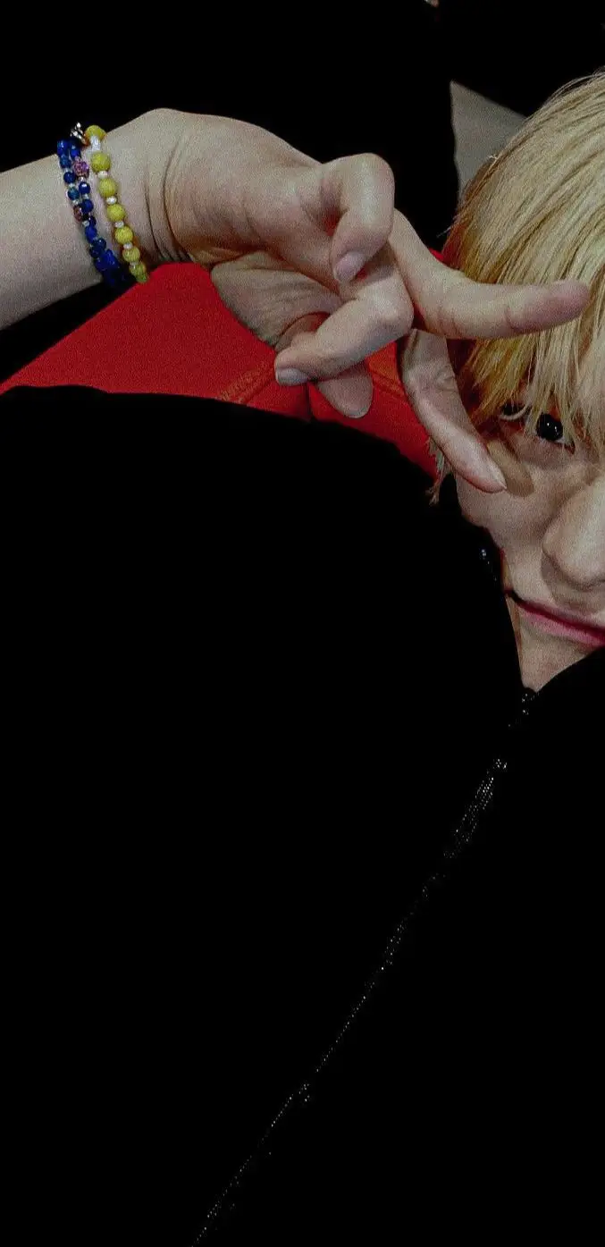 WALLPAPER yoshi ver.#yoshi#kanemotoyoshinori #yoshitreasure #treasure_yg #treasuremaker #fypシ゚viral #fypシ #SunsilkCreatorAcademy 