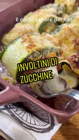 ✅INVOLTINI DI ZUCCHINE CON PROVOLA E SPECK 2 zucchine 80 g speck 80 g provola 1 cucchiaio pangrattato 20 g formaggio (grattugiato tipo grana o parmigiano) q.b. olio extravergine d’oliva q.b. acqua q.b. pepe nero 1 pizzico sale  #ilcaldosaporedelsud  #ricette  #cosebuone  #estate 