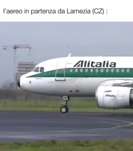 più o meno lo stesso rumore #cosenza #calabria #catanzaro #perte #memeita #suditalia 