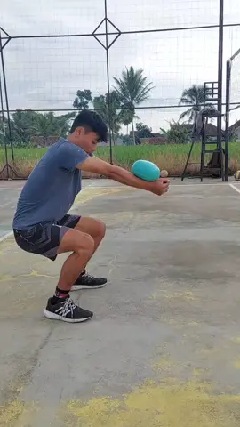 LATIHAN PASSING BAWAH BOLA VOLLY D'VILL CLUB TASIKMALAYA #Olahraga #LatihanFisik #tutorialolahraga #TipsOlahraga  #volleyball  #tarkam  #volli 