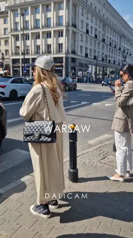 Warsaw Street Style  #Warsaw #warszawa #StreetStyle #fashioninspiration #fashionweek #polishstreetwear #streetstylephotographer #photographerlifestyle 