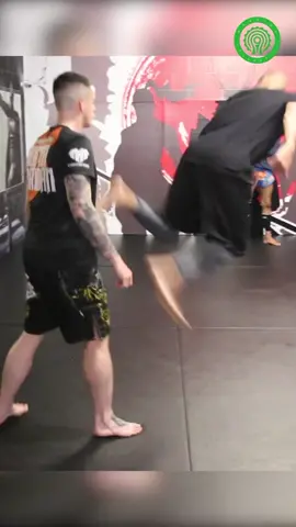 Learn from one of the best!  Raymond Daniels shows how he uses the check side kick to set up the back kick in one quick transition.  Although he prefers to use this is a counter, he has also made it work on the offence in fights equally as well!! #martialarts #martialarts #mma 