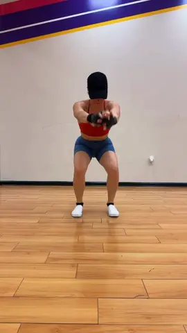 ❤️🤍💙 #fyp #fy #foryou #oneractive #monday #mondaymotivation #duet #fitchallenge #FitTok #fitnesstiktok #elitefitnessgym #viral 