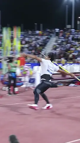 Protect this man at all costs 🙌 88.67m for the win 🤯 #DiamondLeague 💎 #fyp #athletics #throw #javelin #india 
