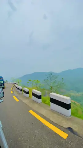 BP highway always looks beautiful.🥰🌿 #foryou #foryoupage #fypシ #gocooldhungel #myteam69 #viral #goviral #sindhuli #simdhulimuser #bphighway #khurkot #nepal #nepalroad #sindhulihighway #banepabardibas 