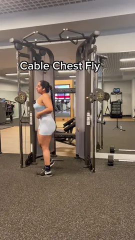 Cable Chest Fly #cablechestfly #chestworkout #chestworkoutsforwomen #workoutsforbeginners 