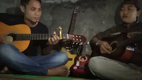 terlalu mencintaimu. 