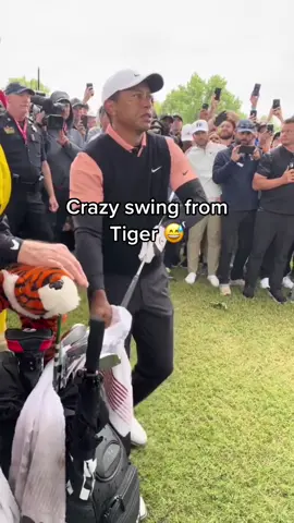 Tiger Woods up close👀 #stripeshow #golftiktok #golfswing #tigerwoods #tigerwoodsgolf 