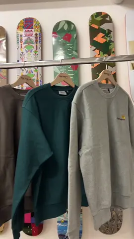 Carhartt American Script Sweat  Now Instore & Online ! #carhartt #foryou #foryoupage #fyp #nijmegen #247store #sweaterweather #fypシ゚viral 