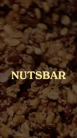 Mais alguém ficou com água na boca? 🤤 #BananaBrasil #VidaSaudavel #EncontreSeuEquilibrio #Nutricao #Saude #BemEstar #Sabor #Castanhas #Sementes #Nutsbar