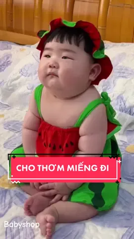 Bộ Dưa Hấu Bé Mặc Ở Góc Trái Video Đó ạ Mom😘😘😘 #baby #babylove #béyeu #conyeu #embeyeu #embetiktok #xuhuong #cutebaby #babymama #babyfever #babytiktok #funny #funnyvideos #dochoitreem #aokhoacembe #aokhoacchobe #cute #cutebaby #babyvideos #emcute #babycute #babyshop #mephong219 