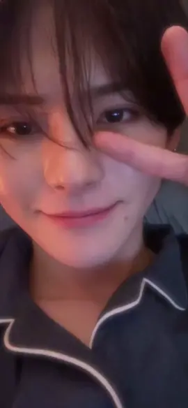 ヨシくんの沼は深すぎます🤦‍♀️#treasure #yoshi #treasuremaker #트레저 #요시 #ヨシ #金本芳典 #トゥメと繋がりたい #ygfamily #yg_treasure_official 