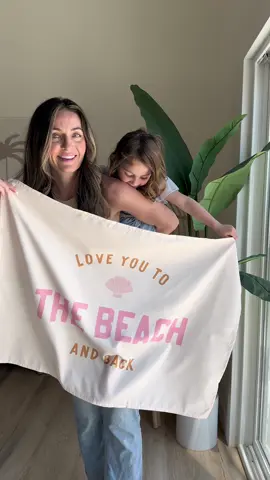 These banners by Hunny Prints @Lindsey Rubino !! // so cute. so many designs. so many uses! 🌴🐚🌊💫✨ #homedecor #hunnyprints #ugc #ugccreator #ugccommunity #ugchome #ugchomecontent #ugchomeexample #ugchomedesign #nurserydecor #beachhousedecor 