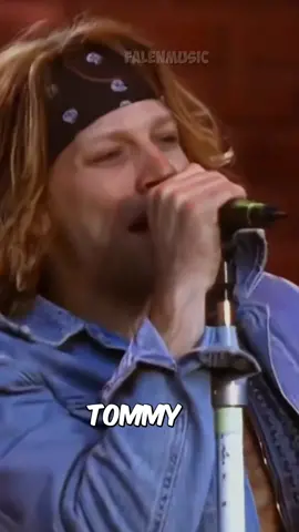 Livin' On A Prayer | Bon Jovi #lyrics #livingonaprayer #fyp #bonjovi #parati #lyricsvideo 