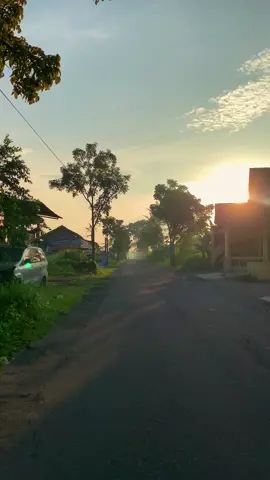 Bahan story pagimu 🫠 #storypemandangan #videopagihari #videovibesestetik #pagicerah 