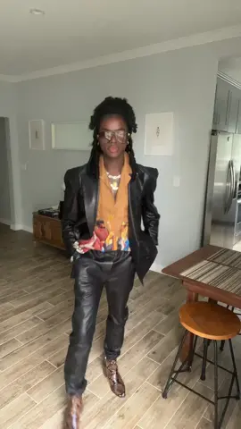 get dressed w meeee  #gdwm #fyp #BlackTikTok #OOTD #butterflylocs #styletips 