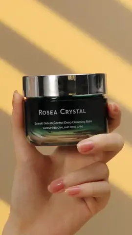 Sáp tẩy trang làm sạch sâu cao cấp Emerald Sebum Control Deep Cleansing Balm cho nàng làn da trẻ khoẻ #myphamchinhhang #myphamcaocap #skincaretips #skincare #hottrend #koreabeauty #cosmetics #skincareroutine #chamsocda #duongda #beautiful #chamsocsacdep #reviewnướchoa #nướchoanữ #korean #tips #bodyemulsion #essencegel #korea #beauty #roseacrystal #róseabeauté 