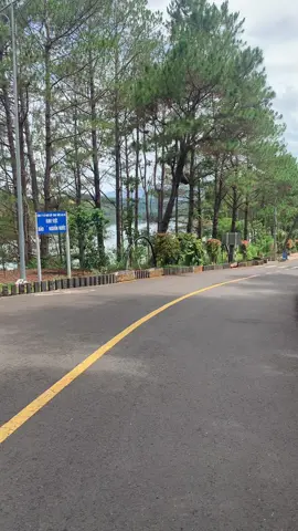 Biển Hồ- Tp Pleiku#toiyeuvietnam 