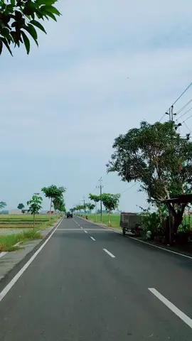 #videoperjalanan #kampungstory #videovibesestetik #diujungjalan #videoestetik #lagujalanjalan #pemandanganalam #tetapbersyukur #mentahandijalan #editvideoestetik #mentahanvibessore #percayaproses #lagupedesaan #percayadiri #storypemandangan #jalanjalantraveling #keindahandesaku #jalanmasihpanjang 