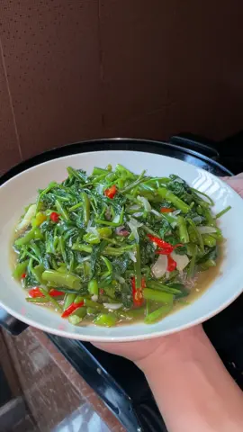 tumis kangkung saos tiram