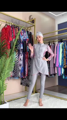 Jangan Bingung Jangan Bimbang Kalau sama aku pasti diajak berenang🥰#OOTD #swimming #bajurenang #bajumuslim #MuslimahOutfit 