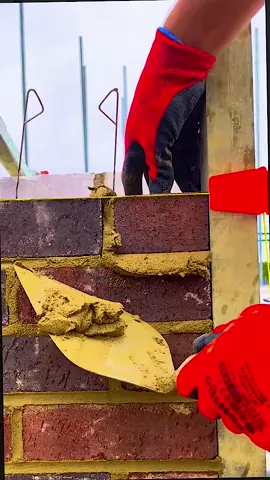 #constructionworker #constructionlife #construction #bricklayers #building #follow #bricklaying #concrete #brick #fyp #foryou 