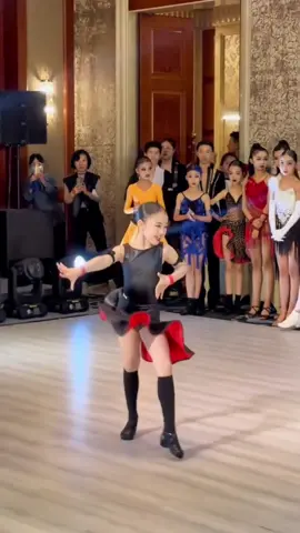 Yesterday's sweat in exchange for today's applause!  you're good baby#dance #ballroomdance #sportdance #competition #onlinedanceclass #onlineteaching #tutorial #chacha #Fitness #latindancer #foryou 