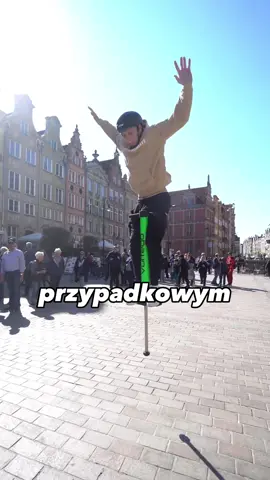 Replying to @Kamień  [reklama] dresik od @GymBeam z kodem dominik5 macie 5% zniżki na zakupy!