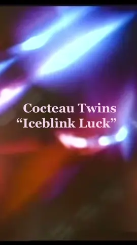 Feels wrong to even attempt to put lyrics to these otherworldly vocals. From their seminal album, Heaven or Las Vegas, “Iceblink Luck”. #cocteautwins #shoegaze #heavenorlasvegas 