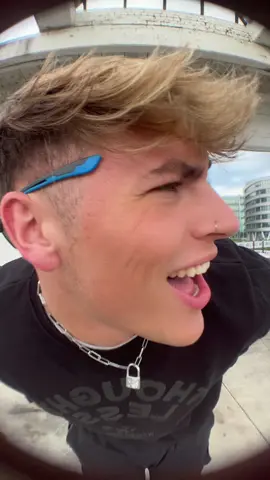 Einfach Brett #fyp #foryou #fürdich #fürdichpage #viral #trend #foryoupage #techtok 