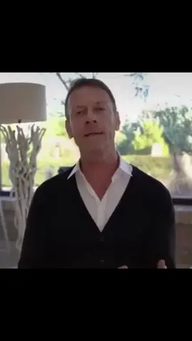 Mai cambiare nessuno perché poi….#roccosifredi 