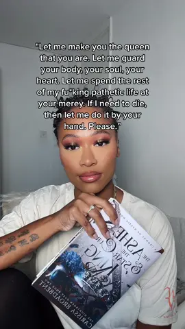 Ladies & Gentlemen…The Ashes & The Star Cursed King! One of my favourite fantasy romance series ever! #BookTok #fantasyromance #fantasyromancebooks #fantasyromanceseries #theserpentandthewingsofnight #theashesandthestarcursedking #carissabroadbent #blackbooktoker #booktokfantasy #romancebooktok #BookRecommendations 