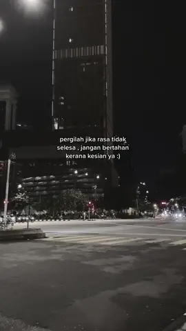 Tapi sakit🥺🥀#storykehidupan #brokenquotes  #fypシ゚viral #FeelingQuotes #fyp #sadstory #KatakataSadVibes #SadVibes #giveup #StoryMenyentuhHati #storysad #fypシ 