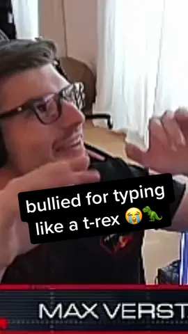 2x champion and types like a t-rex 😭😭🦖 🎥 @Team Redline twitch #maxverstappen #f1 #formula1 