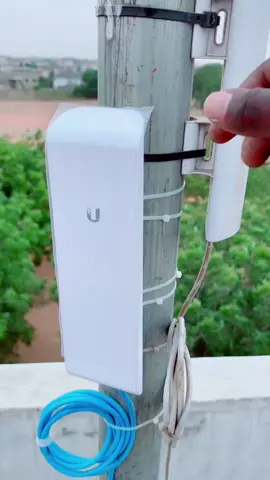 After installing a #ubiquitinetworks access point we need to feel of the protective film ☎️ 0249209801 for any inquiry #accra #fyp 