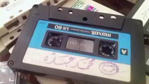 . . . . . . . #الفن_في_كلمتين #محمدعبده #محمد_عبده #عبده #عبداوي #عبداويون #أغاني #جلسات #عود #صوت_الجزيره #استوديو #قديم #أبونوره #أبو_نوره #اغنية_الموسم #مقاطع_ابونوره #نوادر #نادر  #جديد #محمدعبده_٢٠٢١ #كلمات #فنان_العرب #محمدعبده_فنان_العرب #اجمل_الاغاني #البحرين_الكويت_السعوديه_الامارات_عمان_الجنوب_الغربيه_الشرقيه_الشمال_ال #محمدعبده_قديم #محمدعبده_العالم_العربي #فنان_الأجيال #عملاق_الفن #فنان_العرب_محمد_عبده_ابو_نوره_عشق🌹💕