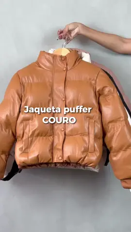 Jaqueta puffer courino!!! Ideal para deixar seu look de inverno super fashionista, além de tudo super quentinha. Já quero uma de cada ❤️❤️❤️ #outonoinverno #diadasmaes #mesdasmaes #jaquetapuffer #jaquetacouro #puffercouro #vaiprofy #fashiontiktok 