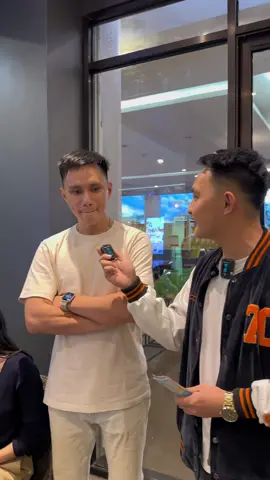 gantengnya bikin aku minder😂