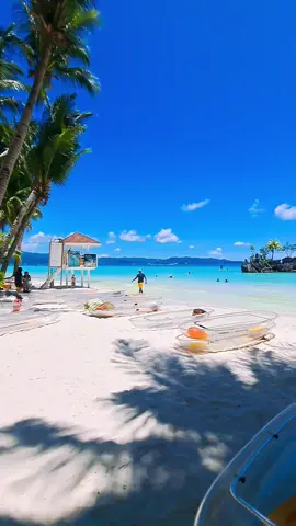 3... 2... 1... Boracay! . . #boracay #philippines #boracaysunset  #boracayisland #philippines🇵🇭 #choosephilippines #itsmorefuninthephilippines  #beach #beachvibes #필리핀  #пляж #Боракай #Филиппины  #ボラカイ #フィリピン #ビーチ #長灘島 #菲律賓 #海灘 #天堂  #보라카이여행 #보라카이 #필리핀