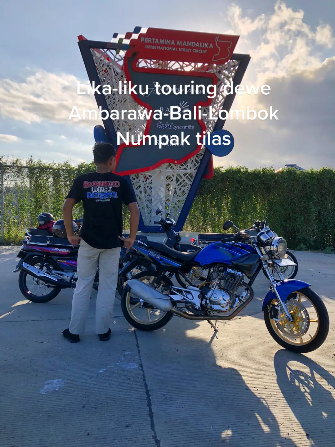 Lika liku gas ambarawa-bali lombok mangkat dewe🙌#tigerblue🐆 #tigermodifikasi #supercruiser_gank #supercruiser #mandalika #sirkuitmandalika #sembalunlombok #rinjanimountain #rumahadatsade #pantaipandawa #pantaimelastibali #gwkbalicountdown2023 #pantaidreamlandbali #tolmandara #fyp #lewatberandafypシ #fypdongggggggg #fypシ゚viral #fypシ 
