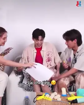 Em hở chỗ nào anh che chỗ đó 😉#บกพพ #บิวกิ้นพีพี #bbillkin #ppkritt #bkpp #billkinpp 